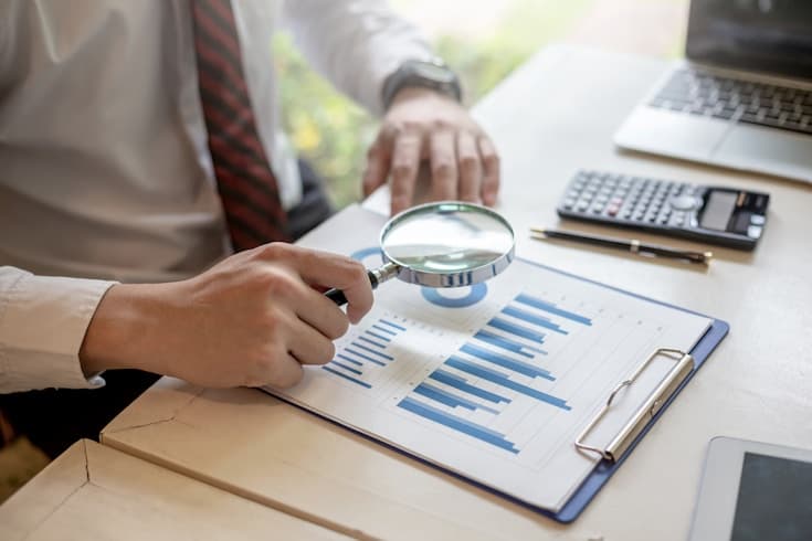 HR due diligence and compliance review